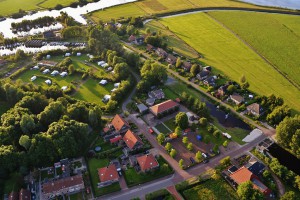 Ballonvaart-boven-De-Veenhoop-met-It-Polderhus